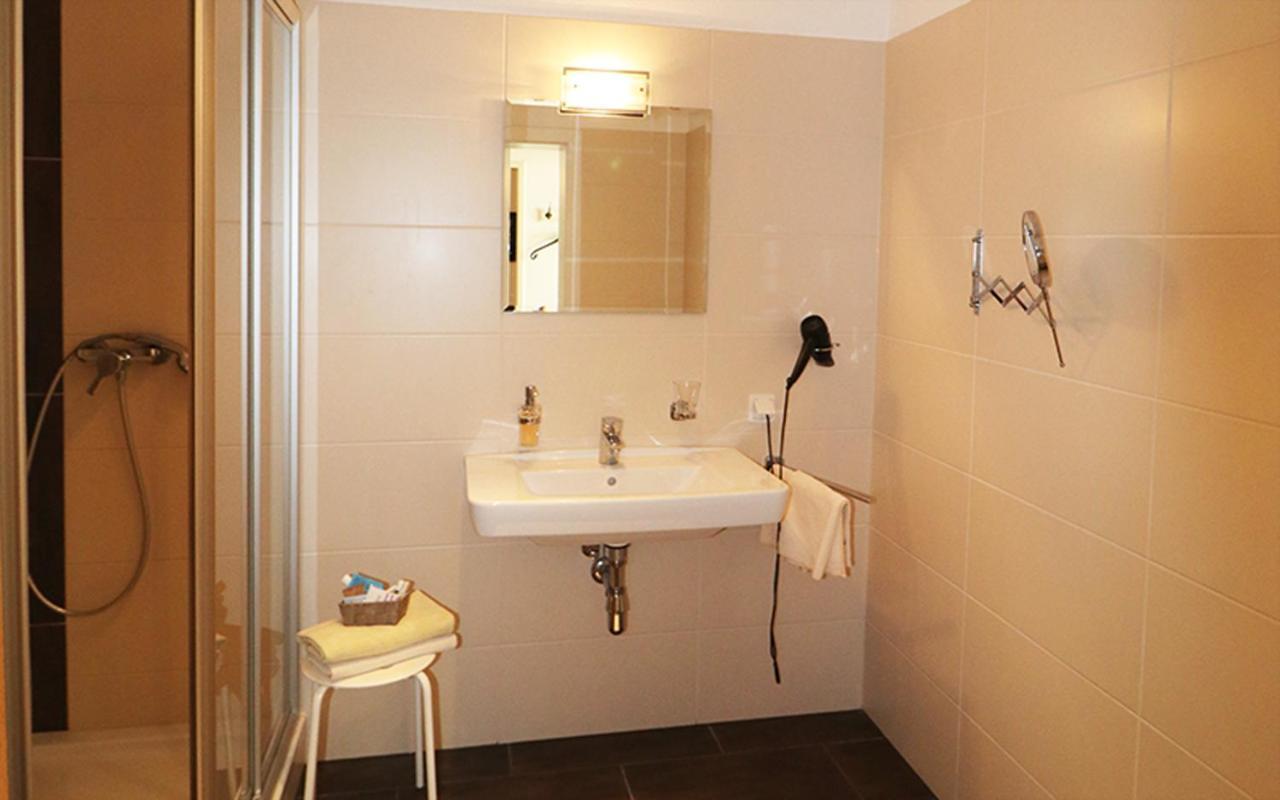 Gaestehaus Landgraf Uebelbach Luaran gambar